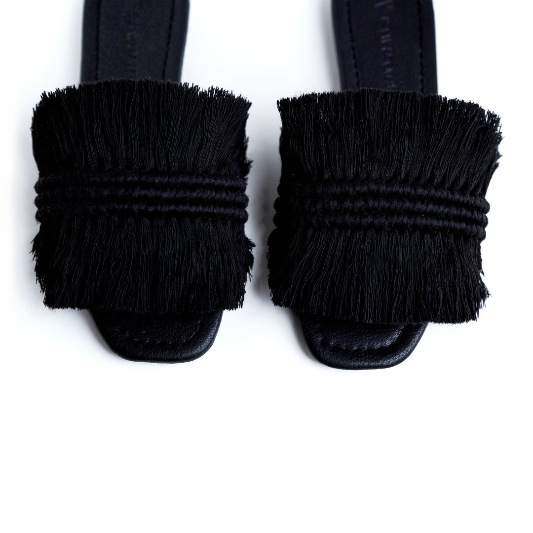 Dos Raíces Negro